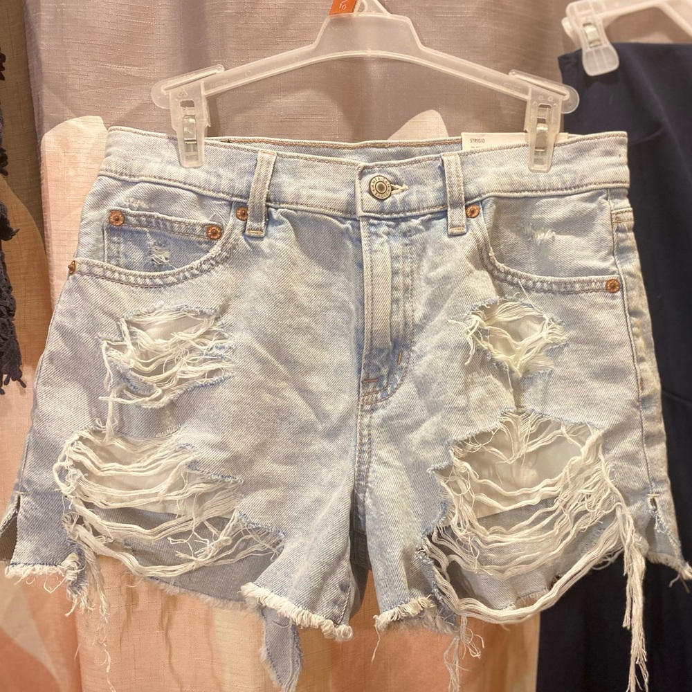 AMERICAN EAGLE Strigid Jean Shorts, sz 4 with tags